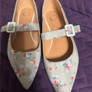 Floral Mary Jane Flats